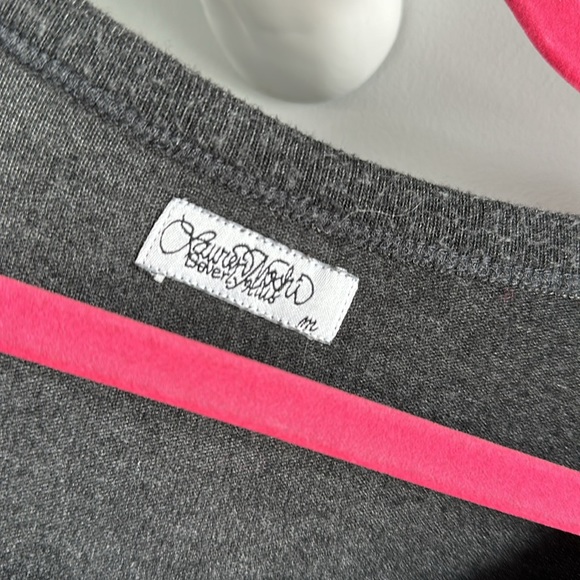 Lauren Moshi Let It Snow sweatshirt - Picture 3 of 3